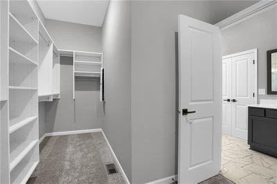 3015B Plan Master Closet. 2br New Home in Westfield, IN