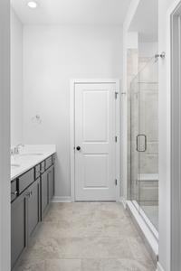 1006C Home Plan Master Bathroom. The Ainsley New Home in Westfield, IN